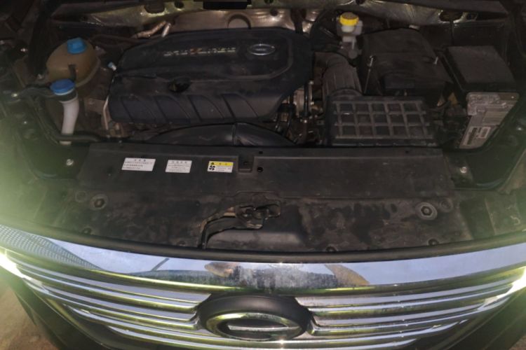 Used GAC Trumpchi GS5 2019 270T Automatic Elite Edition Engine Bay