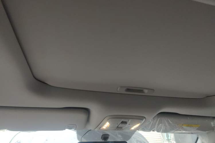 Used GAC Trumpchi GS5 2019 270T Automatic Luxury Edition Headliner