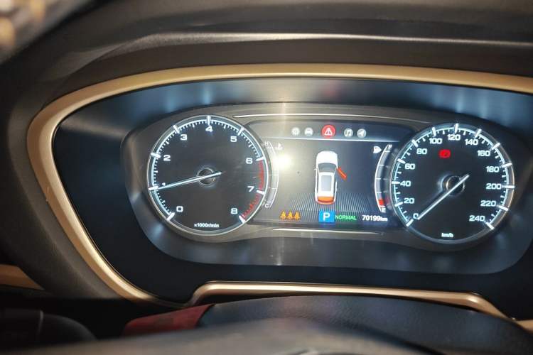 Used GAC Trumpchi GS5 2019 270T Automatic Luxury Edition Instrument Cluster