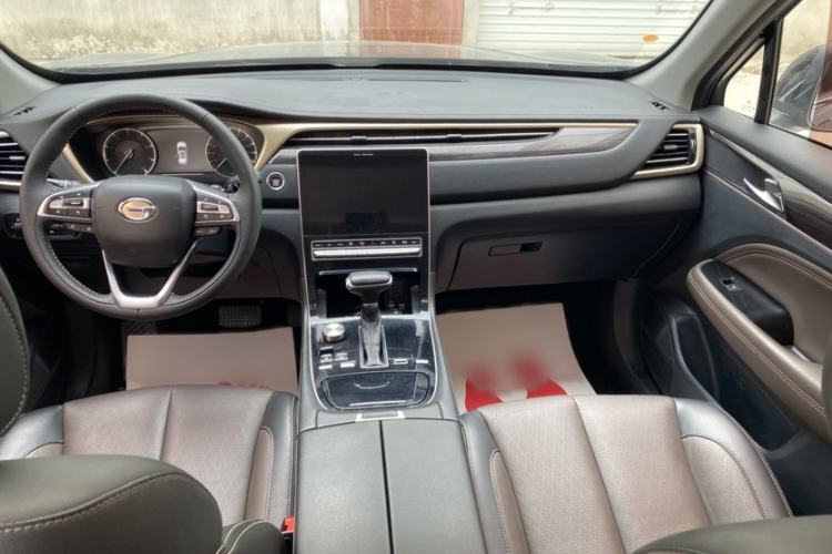 Used GAC Trumpchi GS5 2019 270T Automatic Luxury Edition Interior 2