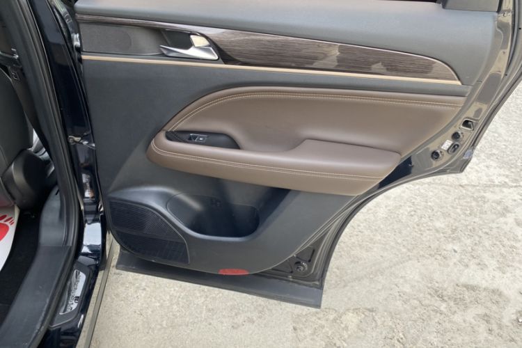 Used GAC Trumpchi GS5 2019 270T Automatic Luxury Edition Interior 4