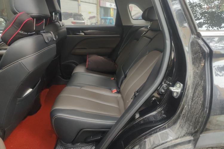 Used GAC Trumpchi GS5 2019 270T Automatic Luxury Edition Left Rear Seat