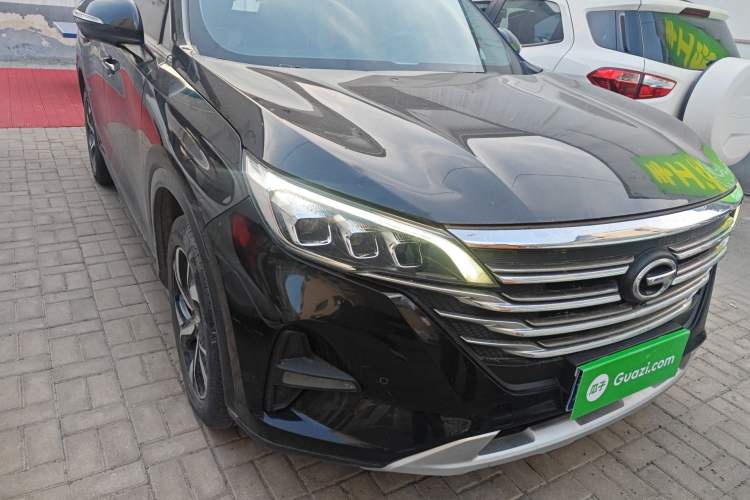 Used GAC Trumpchi GS5 2019 235T Automatic Luxury Edition Right Front Headlight