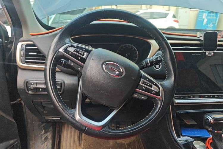 Used GAC Trumpchi GS5 2019 235T Automatic Luxury Edition Steering Wheel