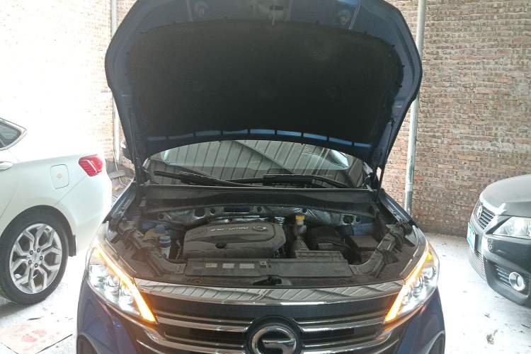 Used GAC Trumpchi GS5 2019 270T Automatic Luxury Edition Engine Bay