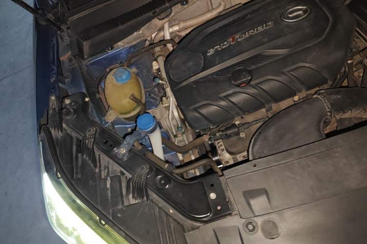 Used GAC Trumpchi GS5 2019 270T Automatic Luxury Edition Engine Bay Right