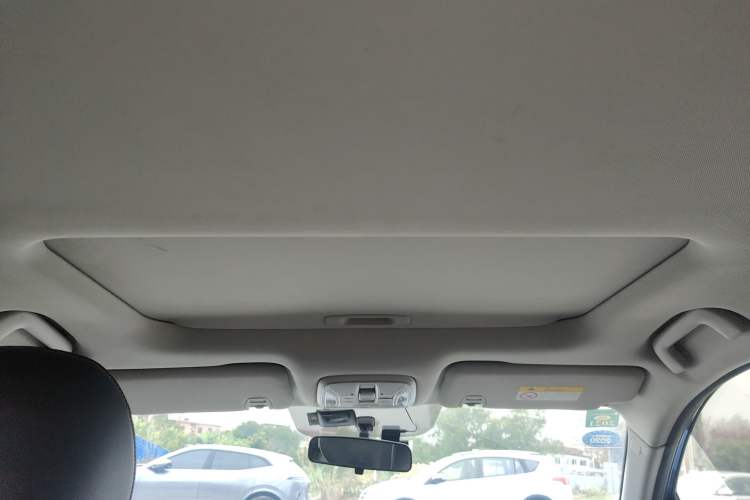 Used GAC Trumpchi GS5 2019 270T Automatic Luxury Edition Headliner