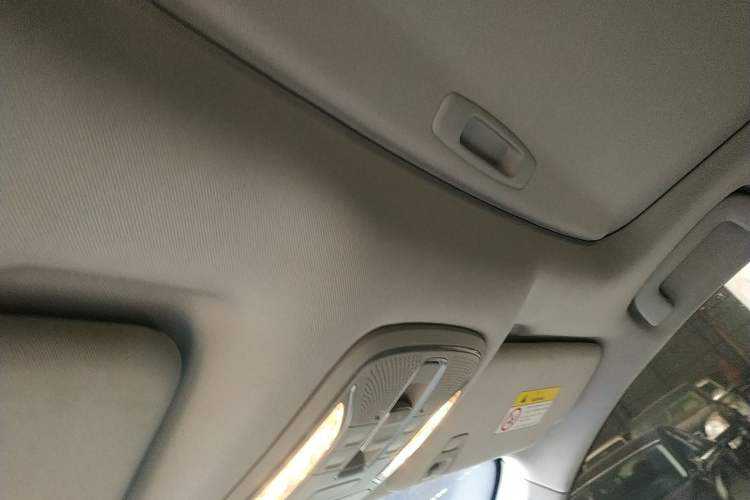 Used GAC Trumpchi GS5 2019 270T Automatic Elite Edition Headliner