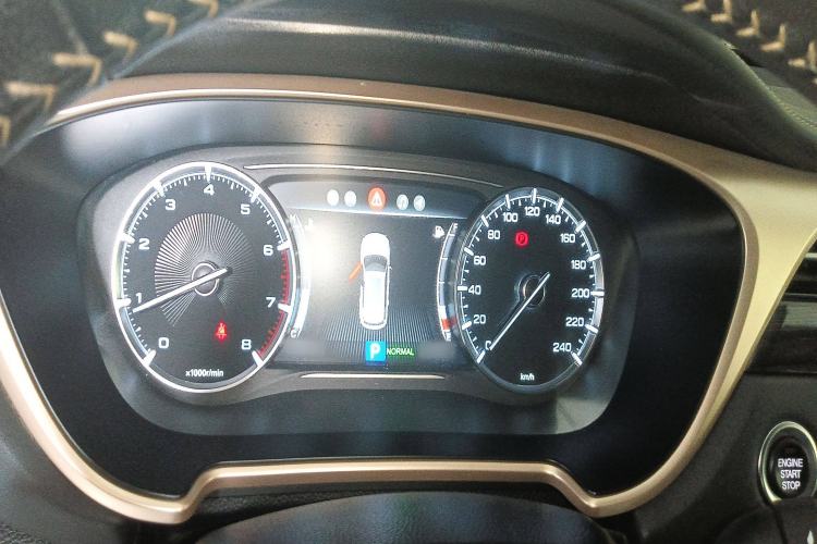 Used GAC Trumpchi GS5 2019 270T Automatic Luxury Edition Instrument Cluster