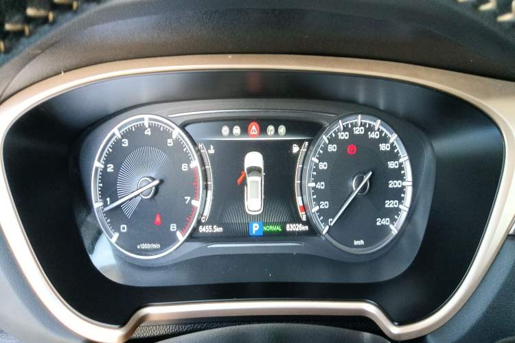 Used GAC Trumpchi GS5 2019 270T Automatic Luxury Edition Instrument Cluster