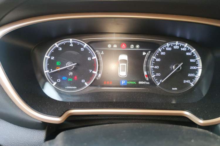 Used GAC Trumpchi GS5 2019 270T Automatic Luxury Edition Instrument Cluster