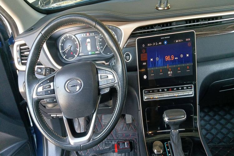 Used GAC Trumpchi GS5 2019 270T Automatic Luxury Edition Interior 2