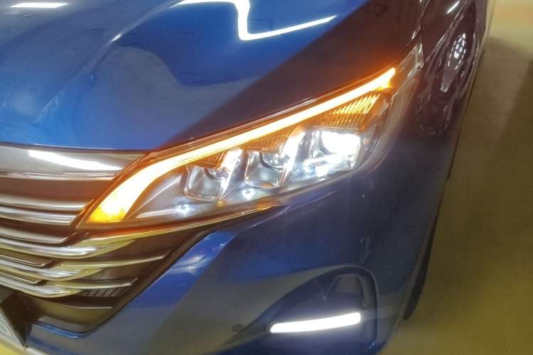 Used GAC Trumpchi GS5 2019 270T Automatic Luxury Edition Left Front Headlight