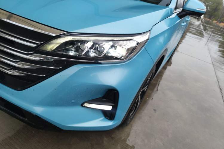 Used GAC Trumpchi GS5 2019 270T Automatic Luxury Edition Left Front Headlight
