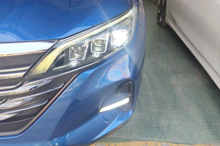 Used GAC Trumpchi GS5 2019 270T Automatic Luxury Edition Left Front Headlight
