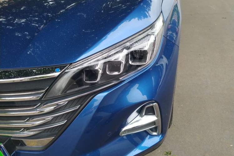 Used GAC Trumpchi GS5 2019 270T Automatic Luxury Edition Left Front Headlight