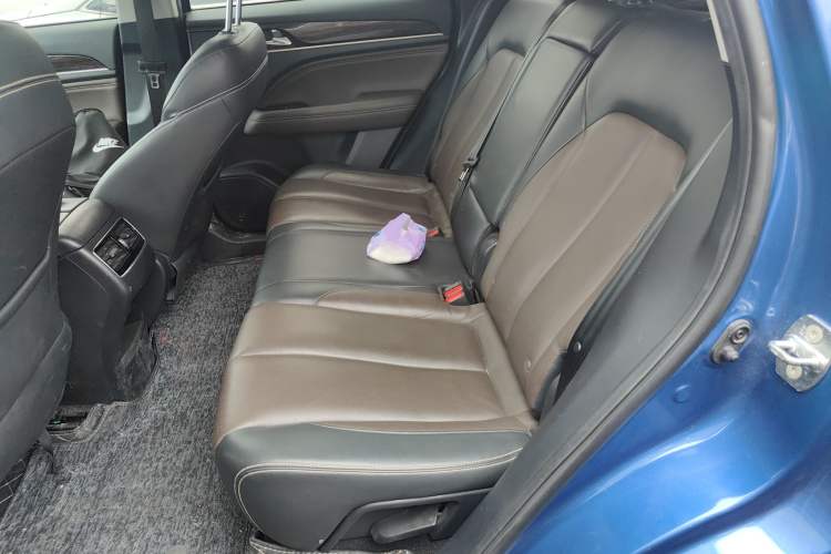 Used GAC Trumpchi GS5 2019 270T Automatic Luxury Edition Left Rear Seat