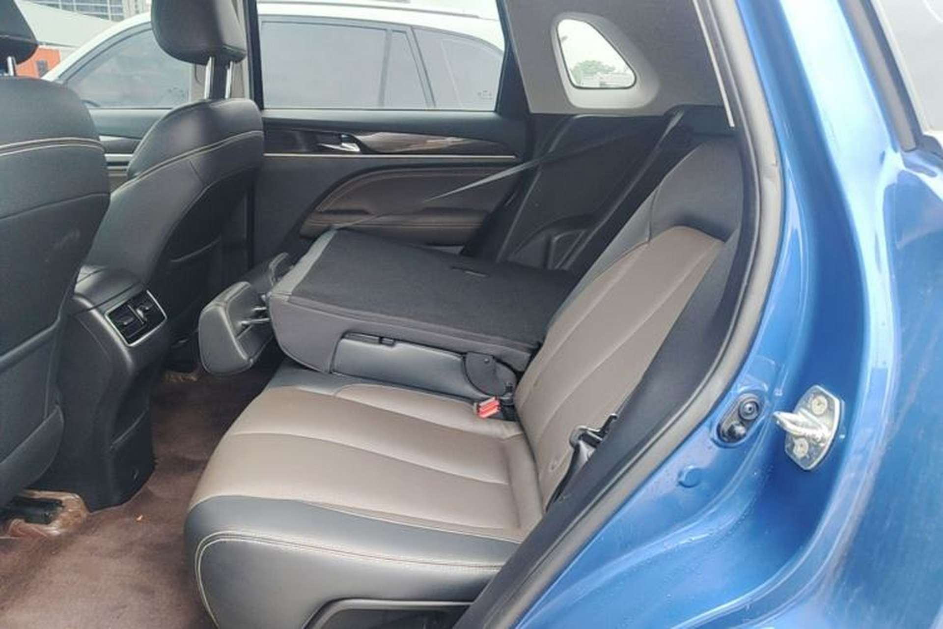 Used GAC Trumpchi GS5 2019 270T Automatic Luxury Edition Left Rear Seat