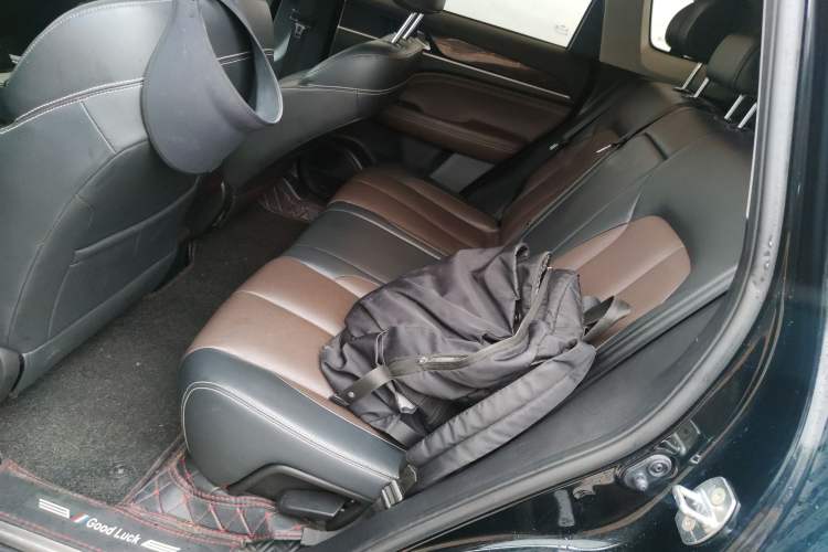 Used GAC Trumpchi GS5 2019 270T Automatic Luxury Edition Left Rear Seat