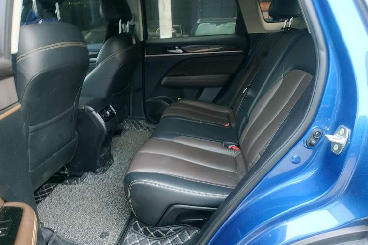 Used GAC Trumpchi GS5 2019 270T Automatic Elite Edition Left Rear Seat