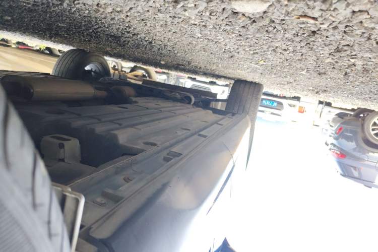 Used GAC Trumpchi GS5 2019 270T Automatic Luxury Edition Left Side Sill