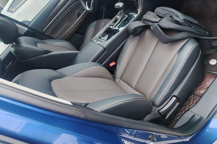 Used GAC Trumpchi GS5 2019 270T Automatic Luxury Edition Right Front Seat