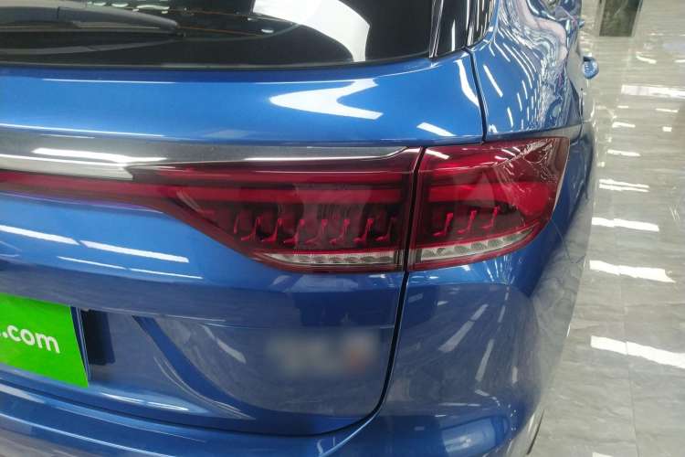 Used GAC Trumpchi GS5 2019 270T Automatic Luxury Edition Right Rear Taillight