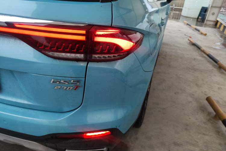 Used GAC Trumpchi GS5 2019 270T Automatic Luxury Edition Right Rear Taillight