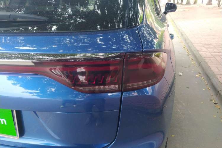 Used GAC Trumpchi GS5 2019 270T Automatic Luxury Edition Right Rear Taillight
