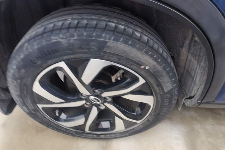 Used GAC Trumpchi GS5 2019 270T Automatic Luxury Edition Right Rear Wheel Hub