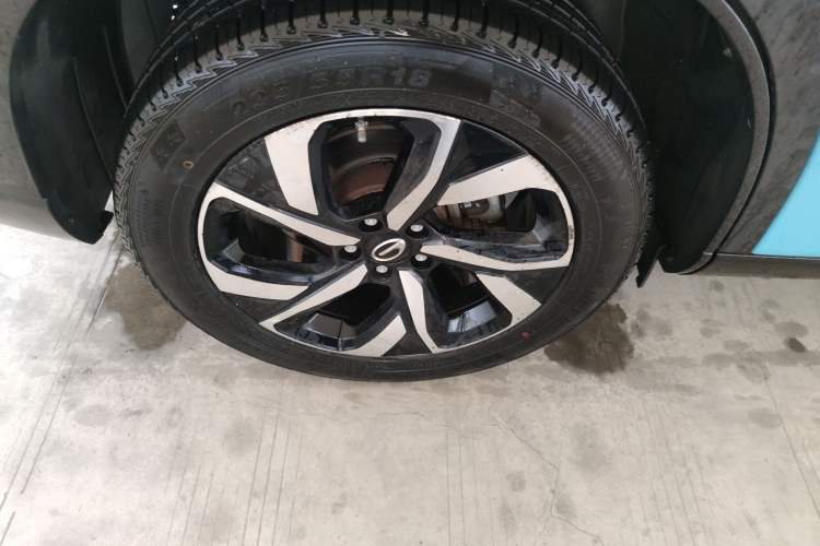 Used GAC Trumpchi GS5 2019 270T Automatic Luxury Edition Right Rear Wheel Hub