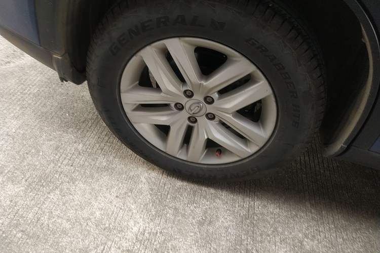 Used GAC Trumpchi GS5 2019 270T Automatic Elite Edition Right Rear Wheel Hub