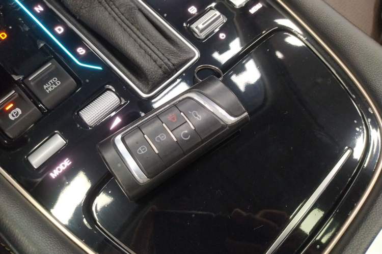 Used GAC Trumpchi GS5 2019 270T Automatic Luxury Edition Vehicle Key