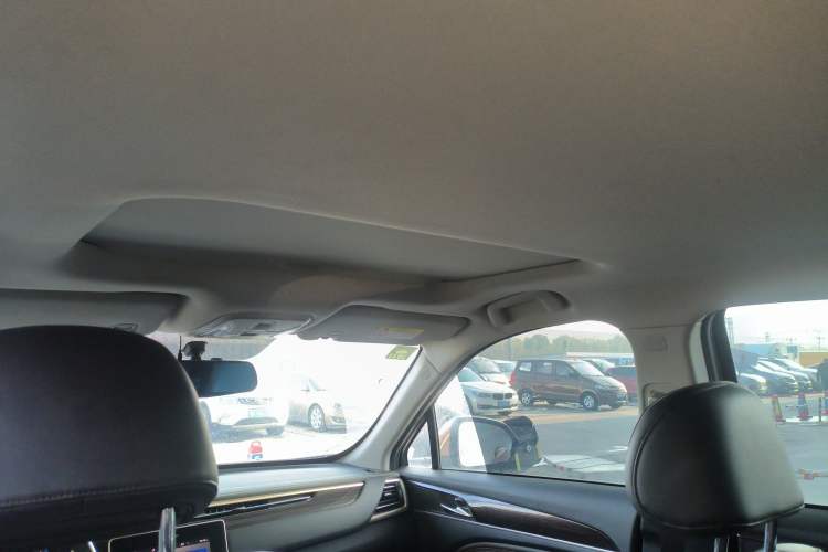 Used GAC Trumpchi GS5 2019 235T Manual Comfort Edition Headliner