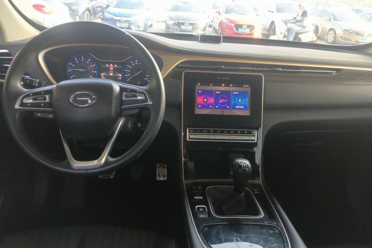 Used GAC Trumpchi GS5 2019 235T Manual Comfort Edition Interior 2