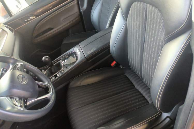 Used GAC Trumpchi GS5 2019 235T Manual Comfort Edition Left Front Seat