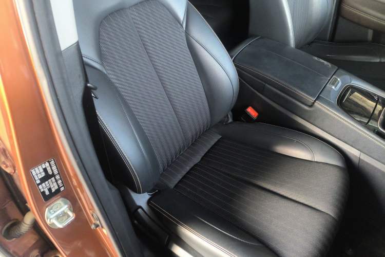 Used GAC Trumpchi GS5 2019 235T Manual Comfort Edition Right Front Seat