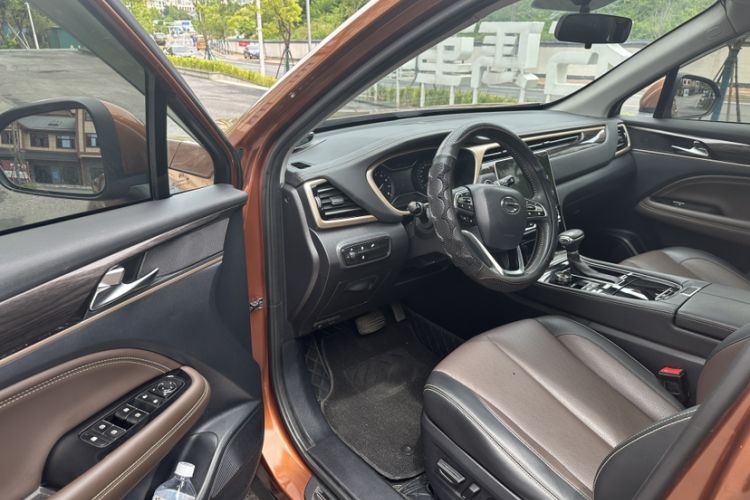 Used GAC Trumpchi GS5 2019 270T Automatic Elite Edition Interior 2