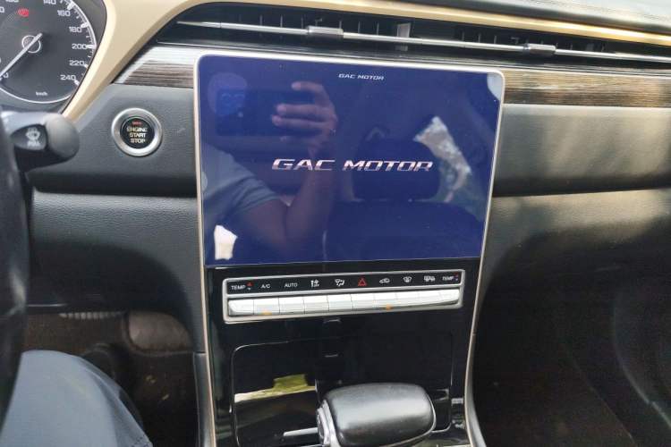 Used GAC Trumpchi GS5 2019 270T Automatic Luxury Edition Audio And AC Panel