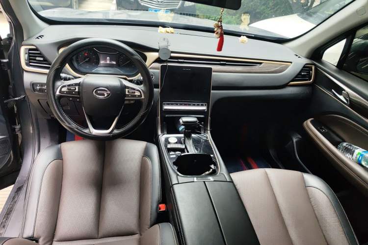 Used GAC Trumpchi GS5 2019 270T Automatic Elite Edition Center Console