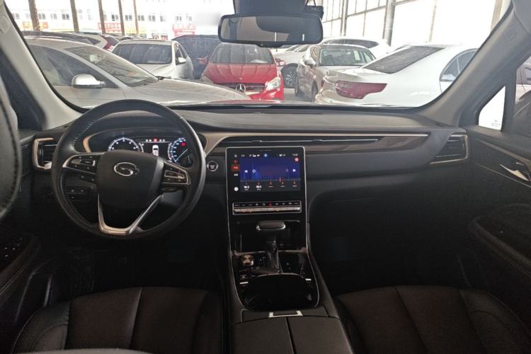 Used GAC Trumpchi GS5 2019 270T Automatic Luxury Edition Center Console