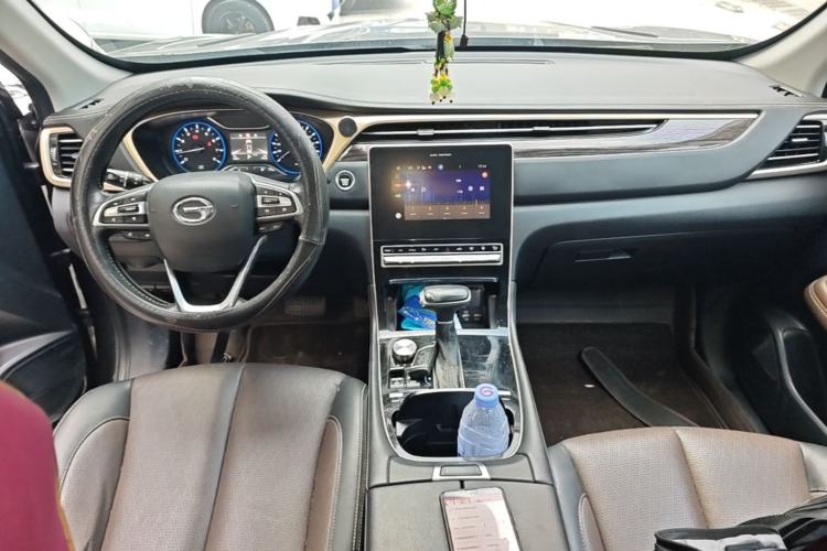 Used GAC Trumpchi GS5 2019 270T Automatic Elite Edition Center Console