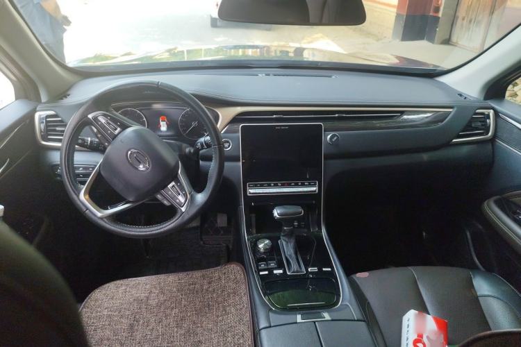 Used GAC Trumpchi GS5 2019 270T Automatic Luxury Edition Center Console