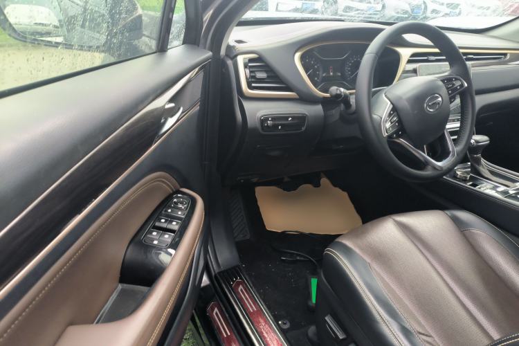 Used GAC Trumpchi GS5 2019 235T Automatic Elite Edition Driver Seat