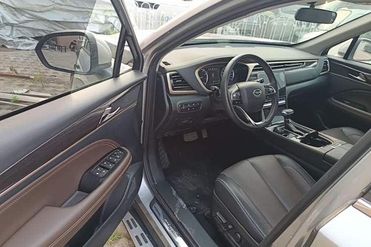 Used GAC Trumpchi GS5 2019 270T Automatic Luxury Edition Driver Seat