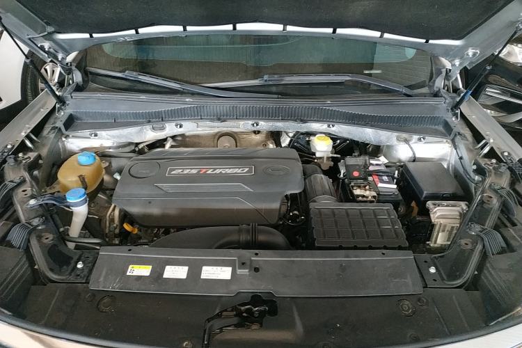 Used GAC Trumpchi GS5 2019 235T Automatic Luxury Edition Engine Bay