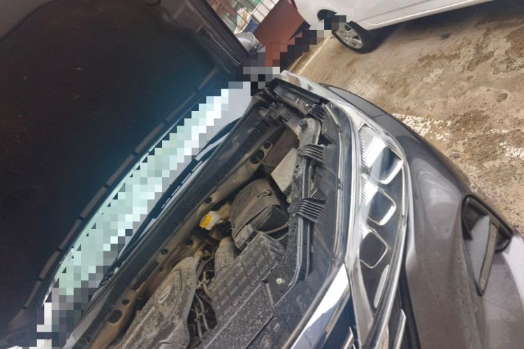 Used GAC Trumpchi GS5 2019 270T Automatic Luxury Edition Engine Bay Left