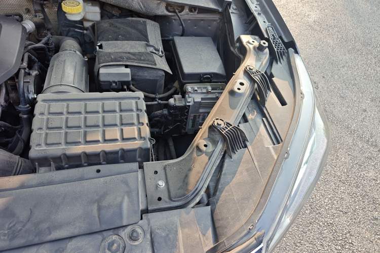 Used GAC Trumpchi GS5 2019 270T Automatic Elite Edition Engine Bay Left