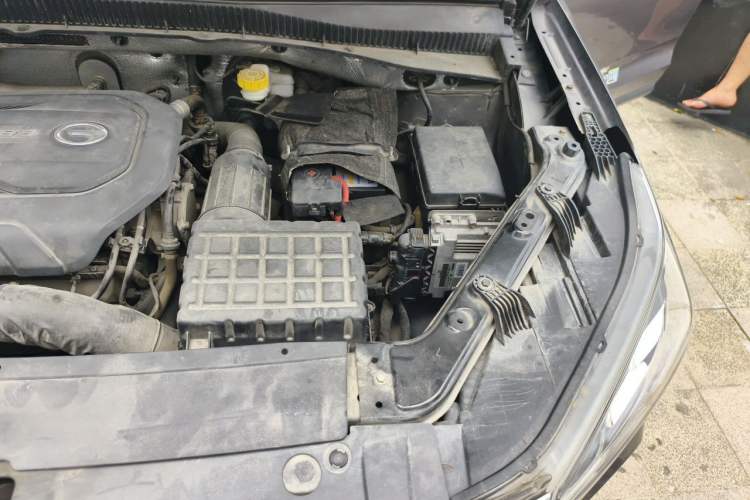 Used GAC Trumpchi GS5 2019 270T Automatic Elite Edition Engine Bay Left