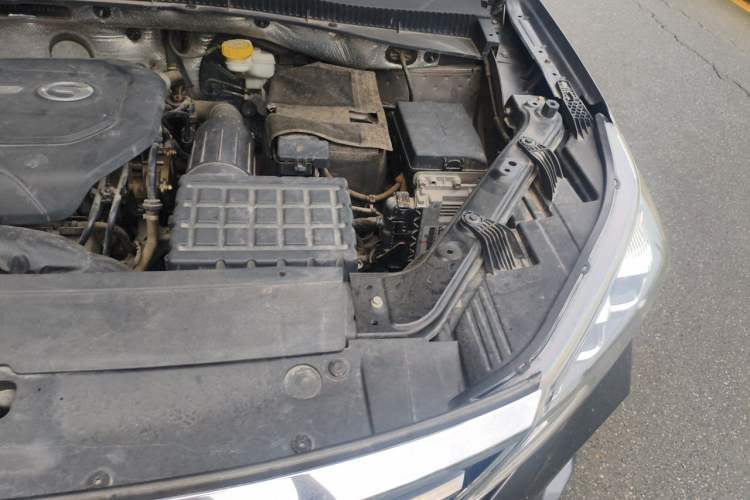 Used GAC Trumpchi GS5 2019 270T Automatic Luxury Edition Engine Bay Left